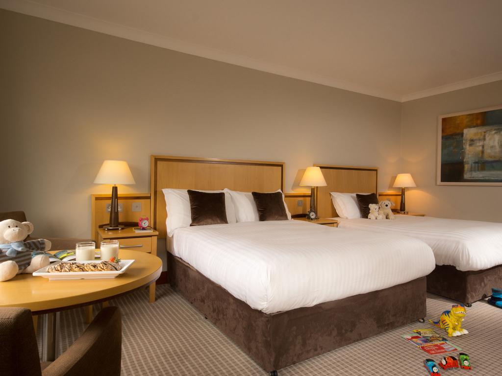 Talbot Hotel Корк Стая снимка