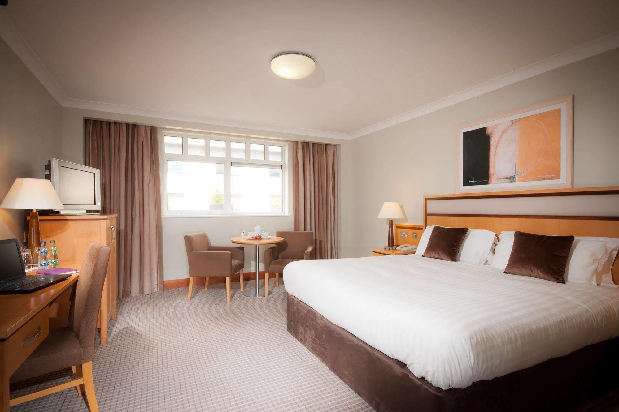 Talbot Hotel Корк Екстериор снимка